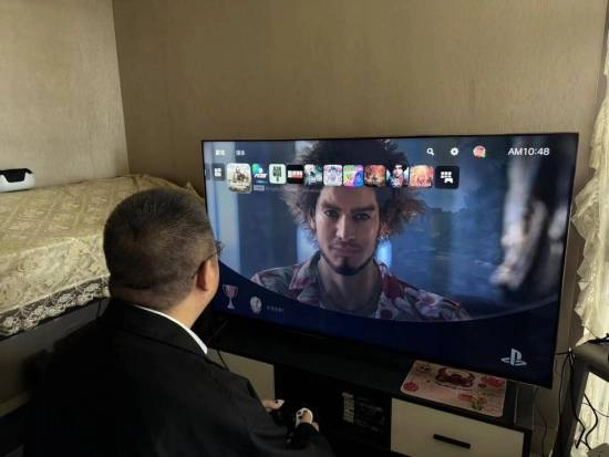 四川诞生首位万兆家庭用户，10000M网速体验飞一般的感觉！