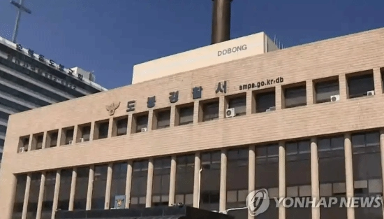 韩国一男子因女儿未完成作业，强迫其做三千个仰卧起坐而被警方逮捕