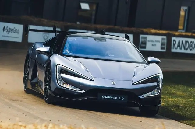 明年，比亚迪仰望品牌将踏入中东地区，之后便会开启进军欧美市场的征程