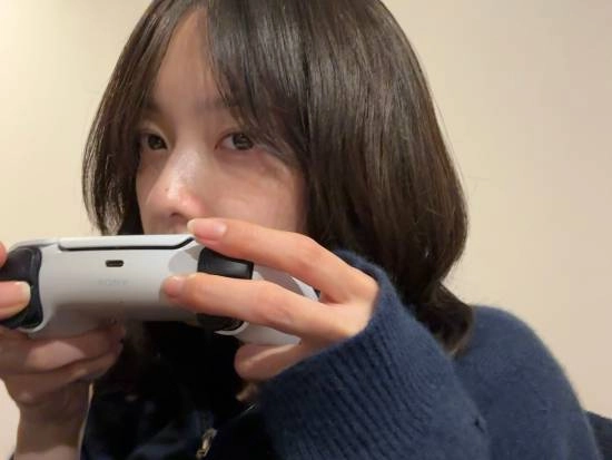 《寂静岭f》女主演员最新美照释出今晚又有直播安排啦！