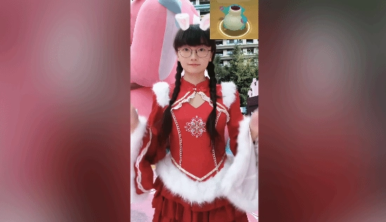 女版“Faker”演绎胖胖龙魔性舞蹈网友喊话：换上队服效果更佳