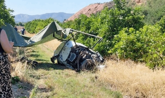 南非女演员驾直升机触碰高压电线坠毁身亡生前称飞行让她体会到自由