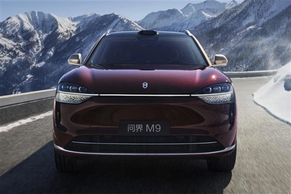 从明年开始，车辆购置税将实施减半政策，17家汽车企业已承诺提供价格兜底保障