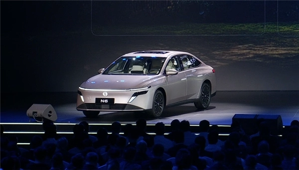 东风日产插混轿车N6开启预售，起售价10.69万，轩逸的市场地位或将受到冲击