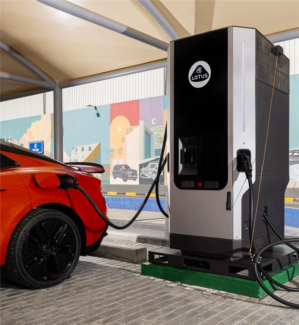 莲花Emeya刷新电车充电纪录，10%到80%仅需13分钟