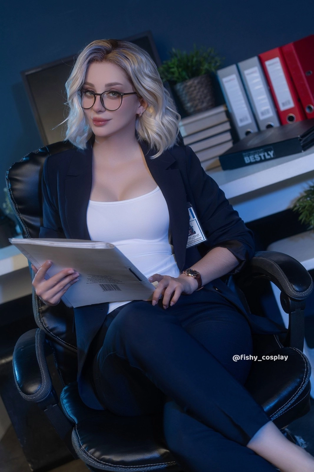 1居然还有付费剧情！俄罗斯美女扮演《生化危机9》女主角格蕾丝