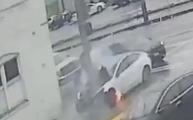 Model3起火后车门无法开启，特斯拉致命事故再次引发诉讼