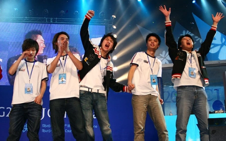 致敬CNCS二十年的辉煌历程，cs1.6的经典传奇将在KK官方对战平台延续！