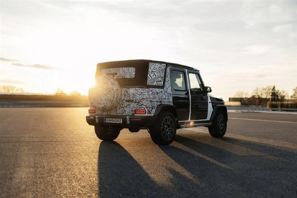 顶奢敞篷王者归来！全新奔驰大G敞篷版路测启动