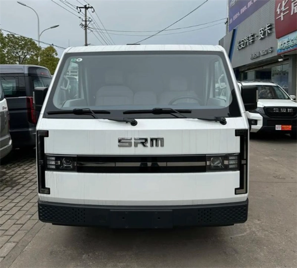 新车购买仅15天，行驶途中竟3次突发断电，方向盘也随之失灵！车主愤怒质疑：这是拿我的生命在做测试吗？