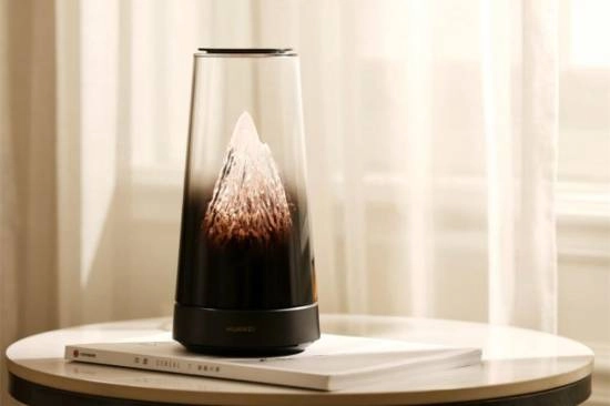 华为推出的高颜值路由器具备一键切断短视频应用网络的功能，微博CEO见状直呼“这太刚需了”