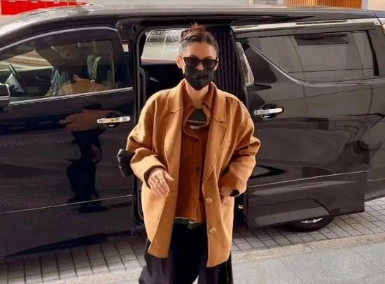 张柏芝遭前经纪人追讨千万片酬庭审时情绪失控落泪