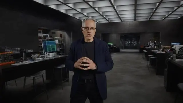 有消息透露，苹果芯片业务的负责人斯鲁吉已作出澄清，表示自己近期并没有离职的计划