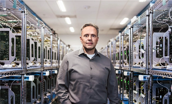 苹果芯片业务负责人斯鲁吉回应离职传闻：我非常热爱在苹果的工作