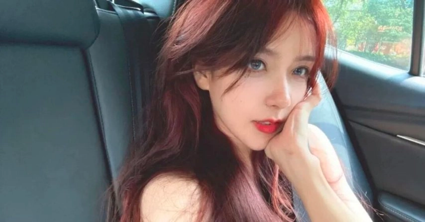 LPL解说Rita坦言自己三十多年来从未谈过恋爱，并且表示结婚时不会索要彩礼；她还提到姿态有个坏习惯，因此不会考虑和他在一起