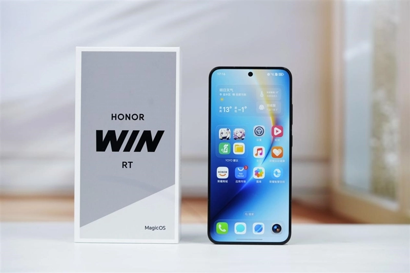 半年内难逢敌手！荣耀WINRT深度评测：首发2699元搭载1万mAh超大电池堪称性价比电竞机典范！