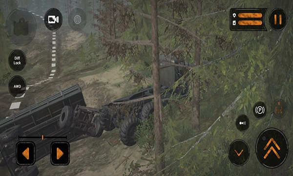 旋转轮胎泥泞奔驰(3)