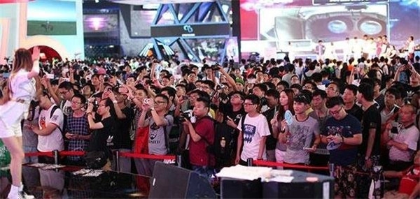 要是游戏里没了美女角色，还能让我们如此热衷追捧吗