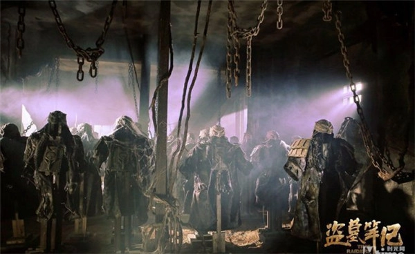 《盗墓笔记》电影《地宫诡域》剧照曝光千年古墓阴森可怖