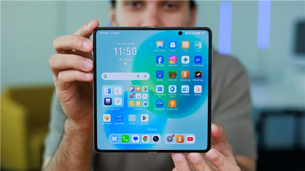 榮耀Magic V6官宣消息：全球首款采用驍龍8E5芯片的大折疊機(jī)型來襲