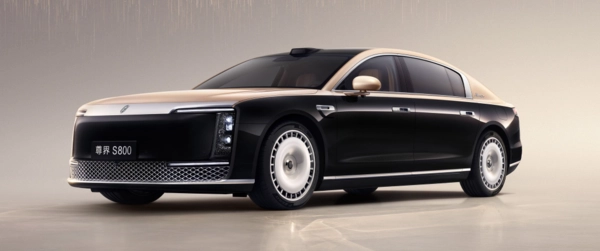 有消息称尊界S800高定版计划于7至8月推出，其预估价格达130万元