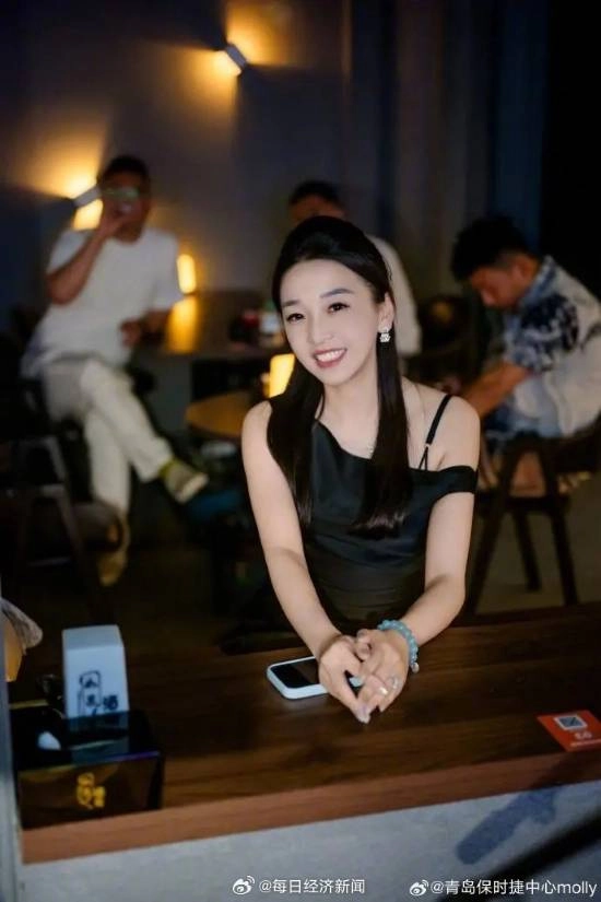 年销192台！保时捷女销冠坦言：凭实力卖车，客户中女性占多数