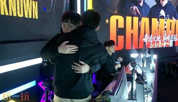 《街头篮球》UNKNOWN战队成功卫冕FSPL总冠军中国之队已剑指IMA国际大师赛