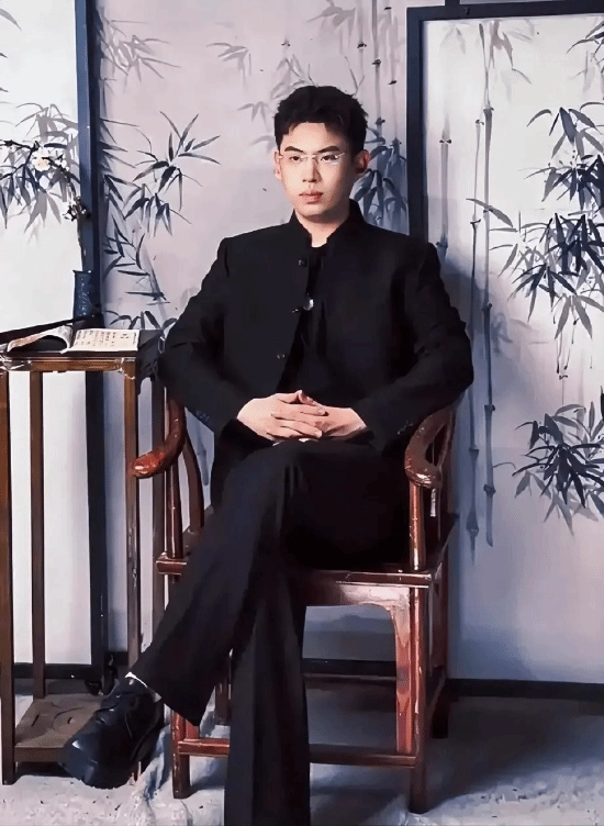 听泉鉴宝被曝送前女友房产！平台一分钟视频估值达90万