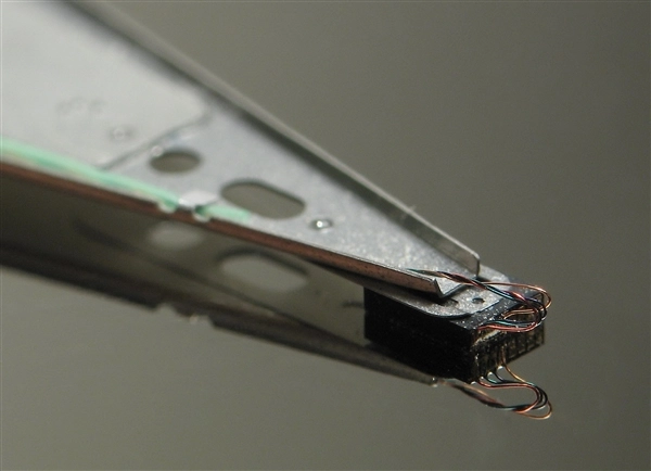 闪存刚告罄，HDD又紧俏：希捷、西数股价双双飙升，硬盘库存已售空