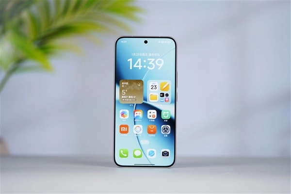 REDMI Turbo 5 Max图赏：搭载小米史上最大的9000mAh电池