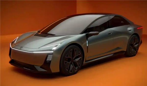 极具未来气息！全新丰田卡罗拉概念车更多官方图片曝光：低趴造型搭配溜背设计与贯穿式尾灯