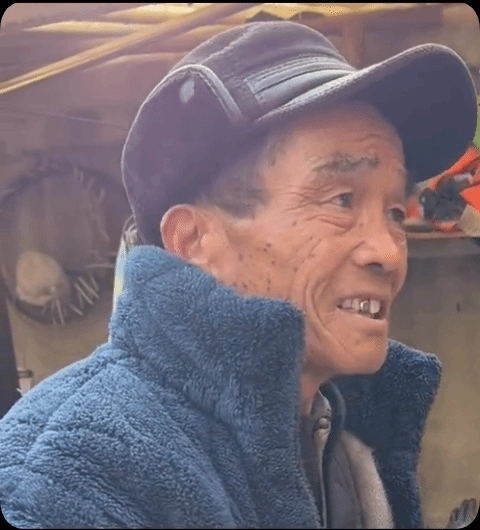 光明村的大爷回忆道：当年不过是送了些鸡蛋，刘强东却年年回报上千万