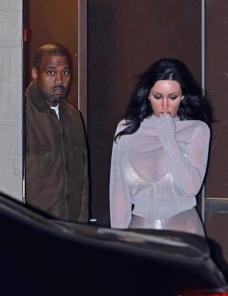 网传侃爷妻子曾多次提出离婚网友调侃:离了我们还追啥？