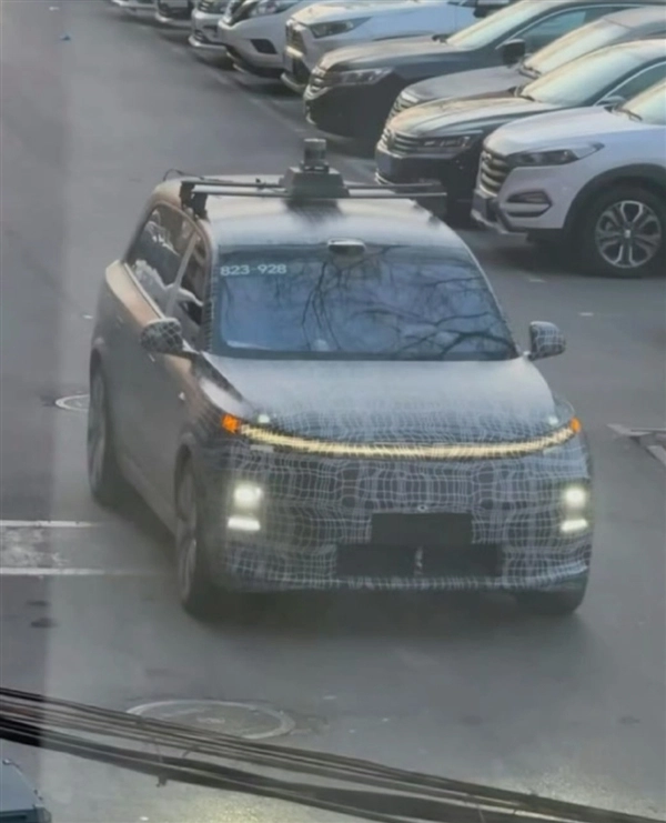 李想表示：全新理想L9不只是一款优质汽车，更是具身智能机器人领域的开创性作品