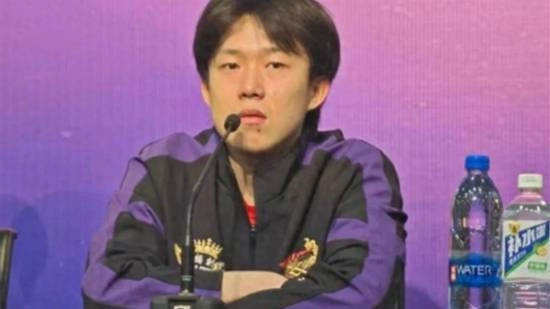 王楚钦对不文明观赛行为表达不满，要求观众保持安静