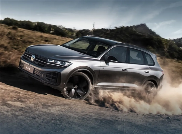 中大型豪华SUV领域迎来重磅新品！大众途锐3.0TSI锐境版正式上市，定价65.08万元