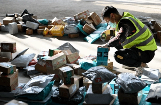 多家快递公司辟谣春节停运传闻：持续提供收派服务