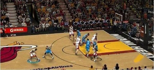 nba2k14安卓版怎么空接扣篮