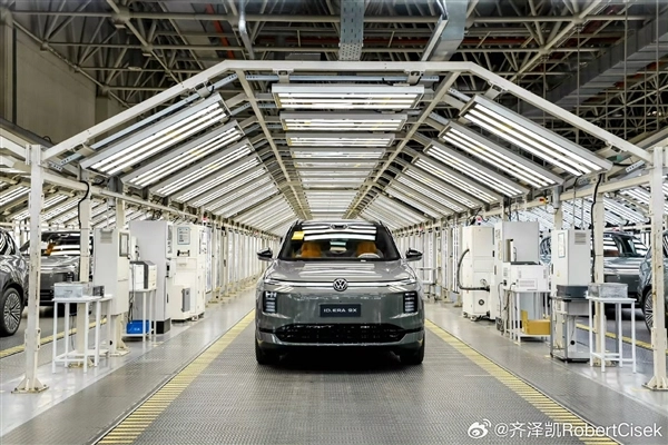 专为奶爸打造的大众增程车型ID. ERA 9X量产下线，月底即可知晓售价