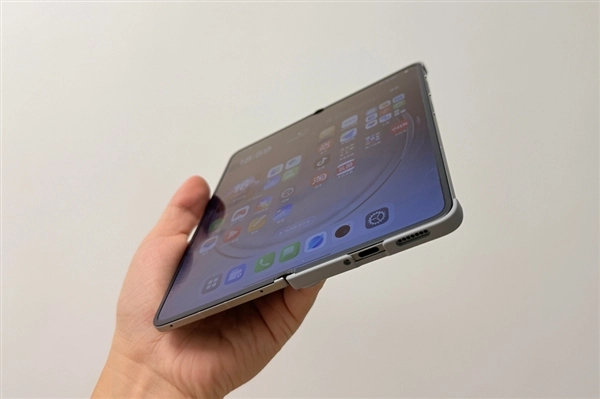 OPPOFindN61TB款销量飙升：早买早体验，继续等待的话直板机型价格都要突破万元大关了