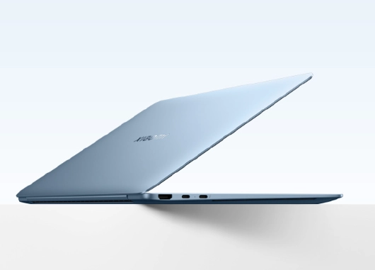 重量仅1.08kg的小米笔记本Pro 14开启首销，起售价7999元，搭载酷睿Ultra X7 358H芯片