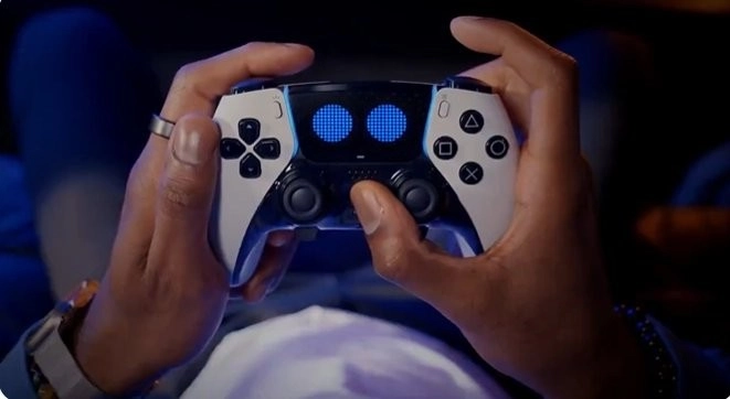 愚人节索尼整活啦：AI手柄能帮你玩游戏！