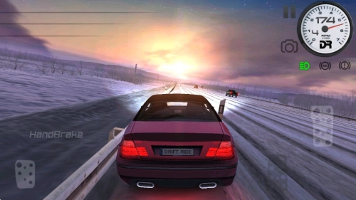 疾風(fēng)飄移圖3