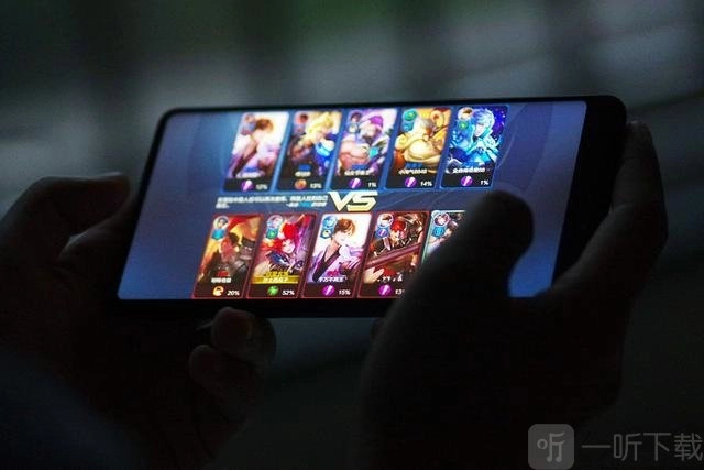 王者荣耀跟英雄联盟手游究竟哪个更好玩，王者荣耀与lol手游的详细对比分析