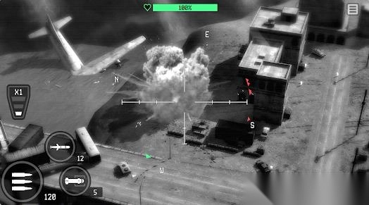 战鹰出击空中炮艇图2