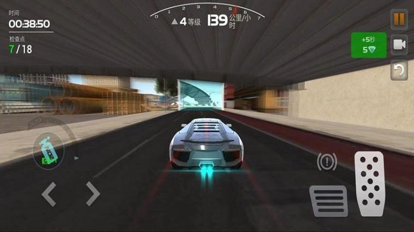 豪车狂飙驾驶游戏