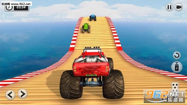 极限怪物卡车特技司机安卓版图1